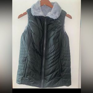 North face size small vest